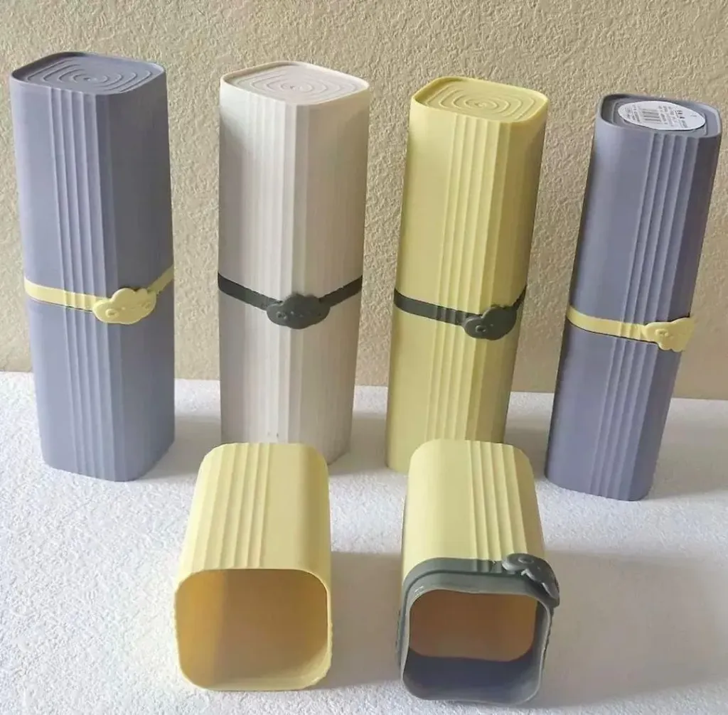 Toothbrush plastic case